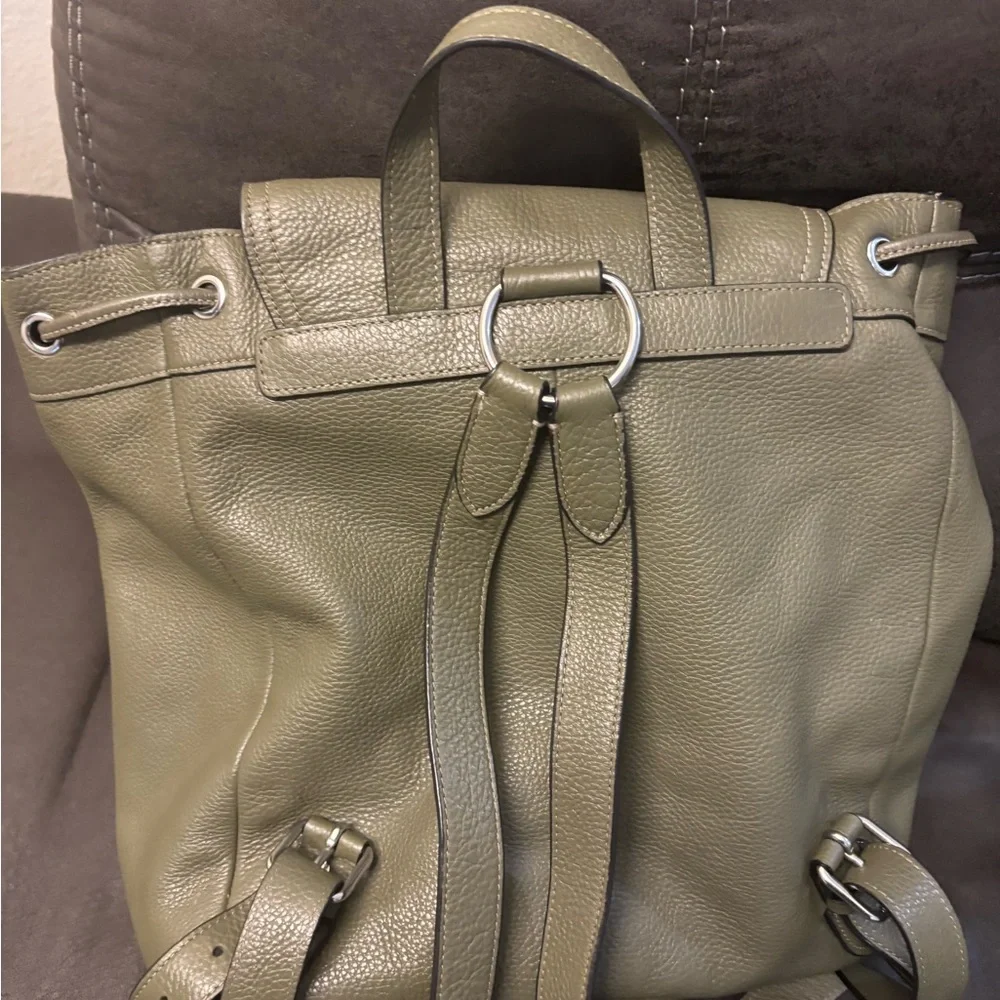 Coach Surplus Green Pebble Leather Pennie Backpack - Picture 2 of 11